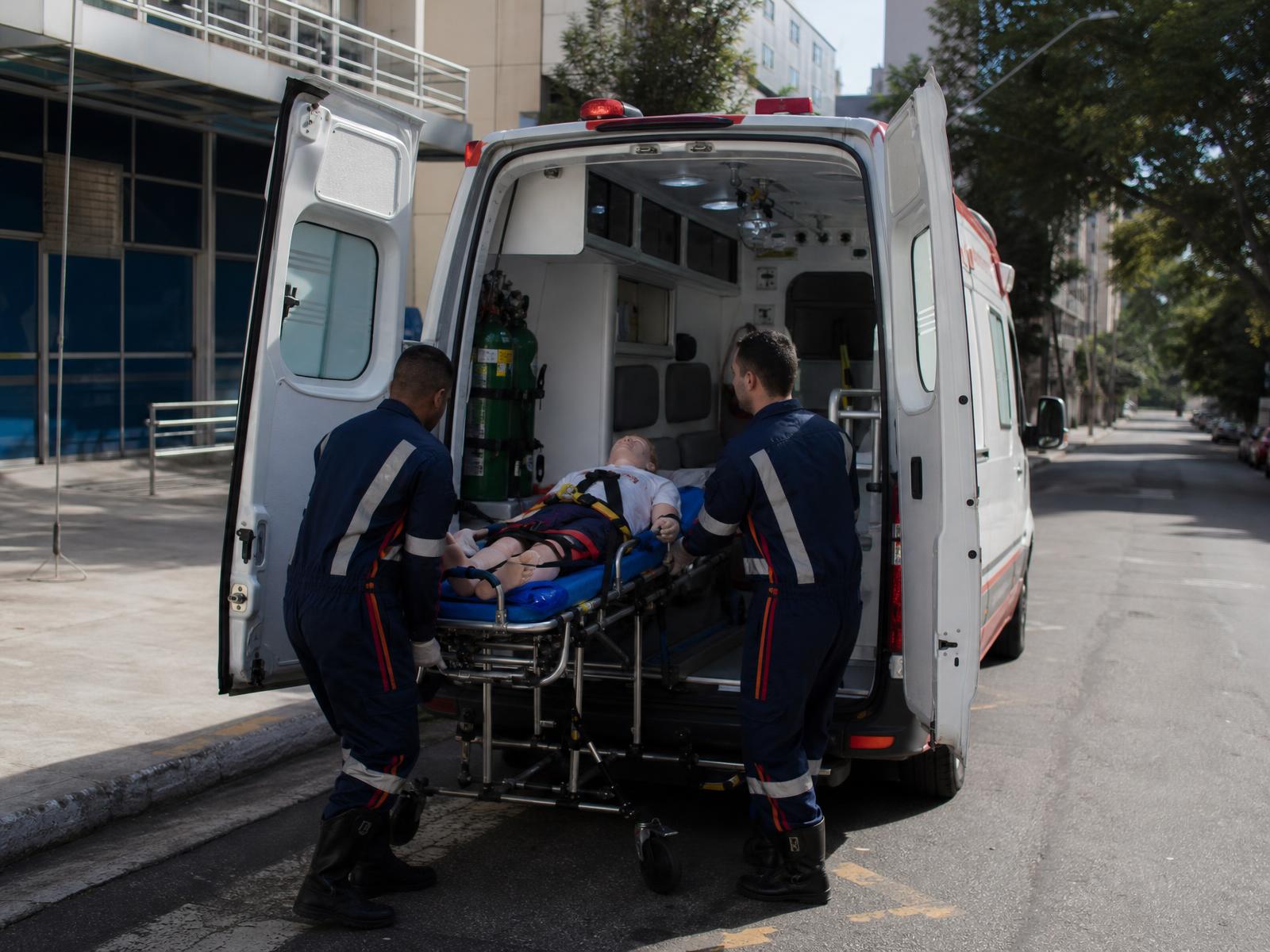 Simulação realística do curso EMR · Emergency Medical Response
